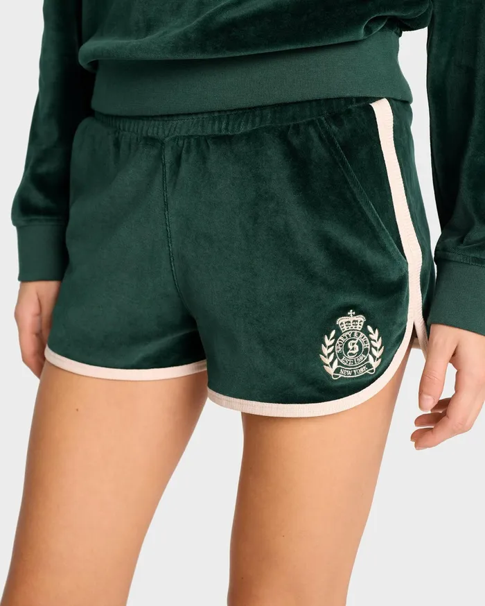 Sporty and Rich Shorts Women NY Crest Velour Short 8211 ForestCream