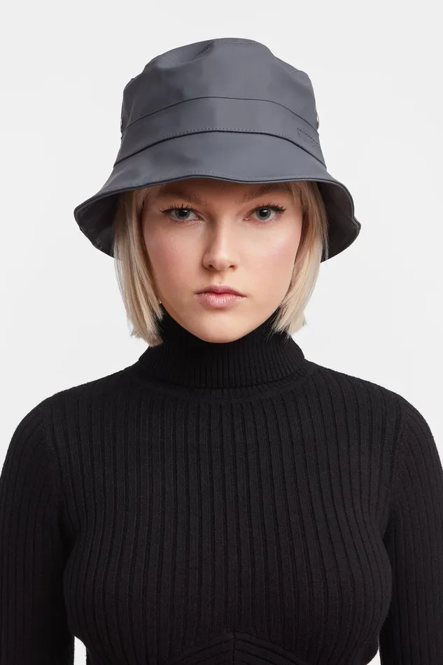Stutterheim Beckholmen Bucket Hat Charcoal Women Bucket Hats