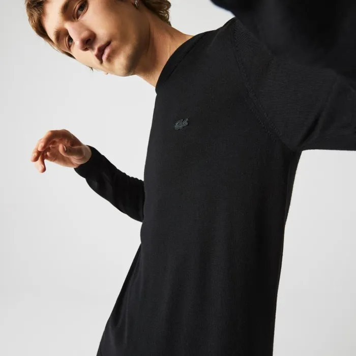 Sweaters and Sweatshirts Men Lacoste Men039s Crew Neck Merino Wool Sweater Black 031