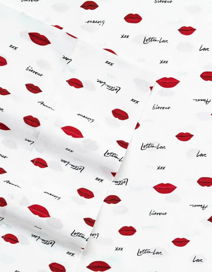 Women BETSEYS LOVE LIPS RED KING SHEET SET MULTI Betsey Johnson