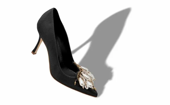 Women Black Grosgrain Embellished Pumps Manolo Blahnik Pumps