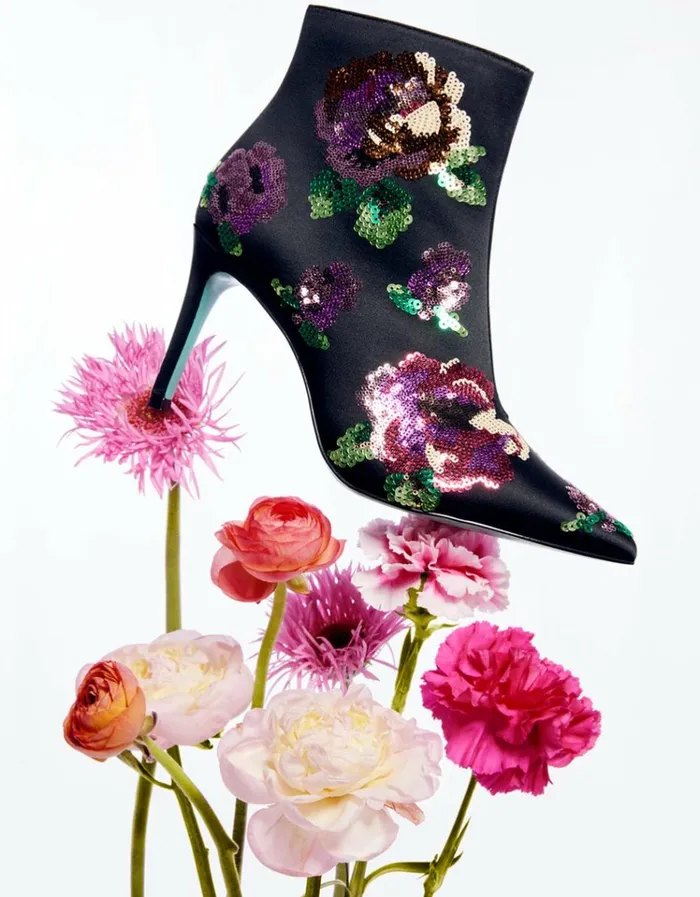 Women COPER BLACK Betsey Johnson