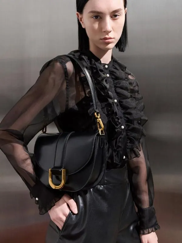 Women Gabine Leather Saddle Bag 8211 Black CHARLES and KEITH Crossbody Bags