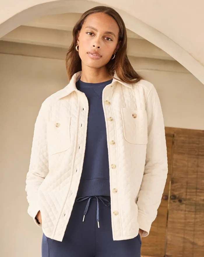 Women Jackets TravisMathew DIAMOND QUILTED SHACKET Eggnog