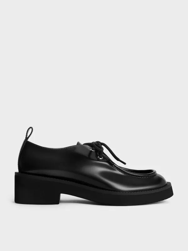 Women LaceUp ChunkySole Derbys 8211 Black Box CHARLES and KEITH Flats