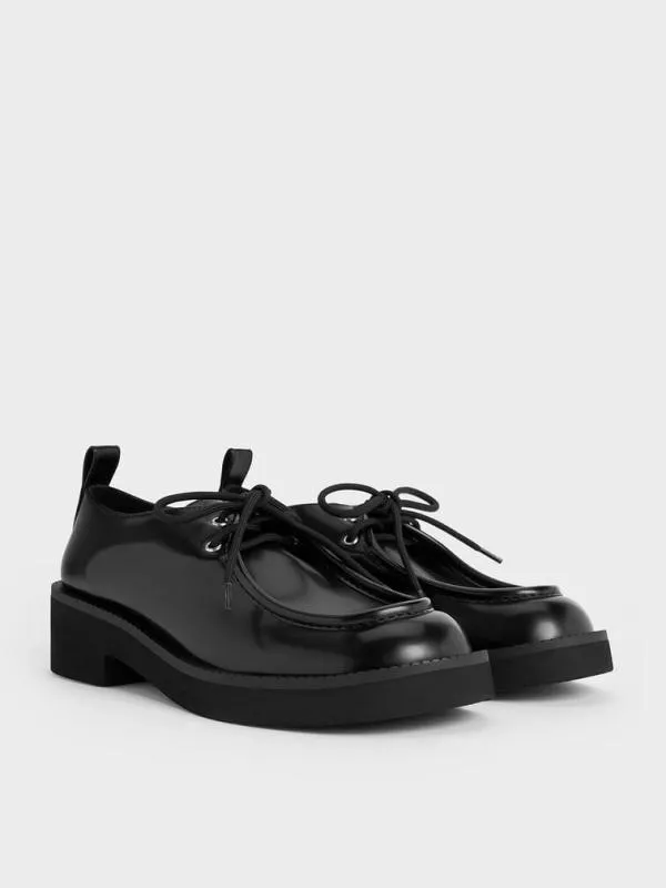 Women LaceUp ChunkySole Derbys 8211 Black Box CHARLES and KEITH Flats
