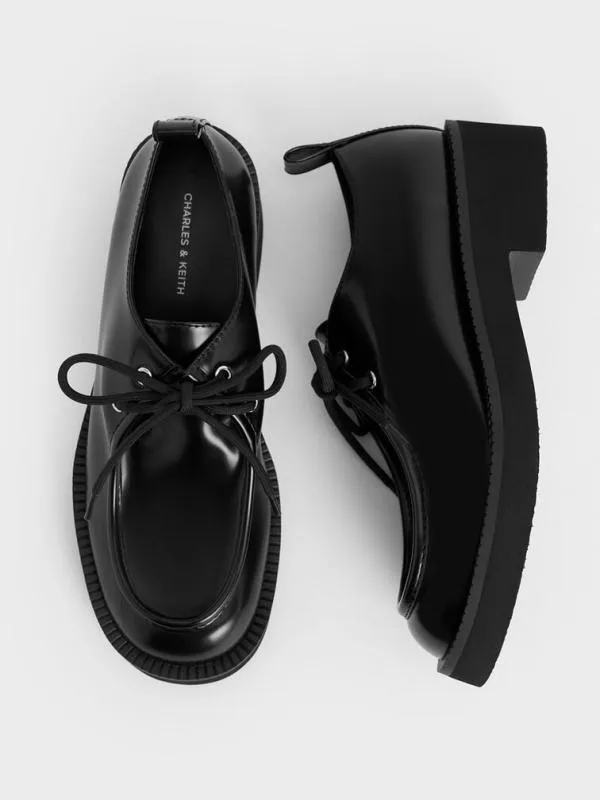 Women LaceUp ChunkySole Derbys 8211 Black Box CHARLES and KEITH Flats