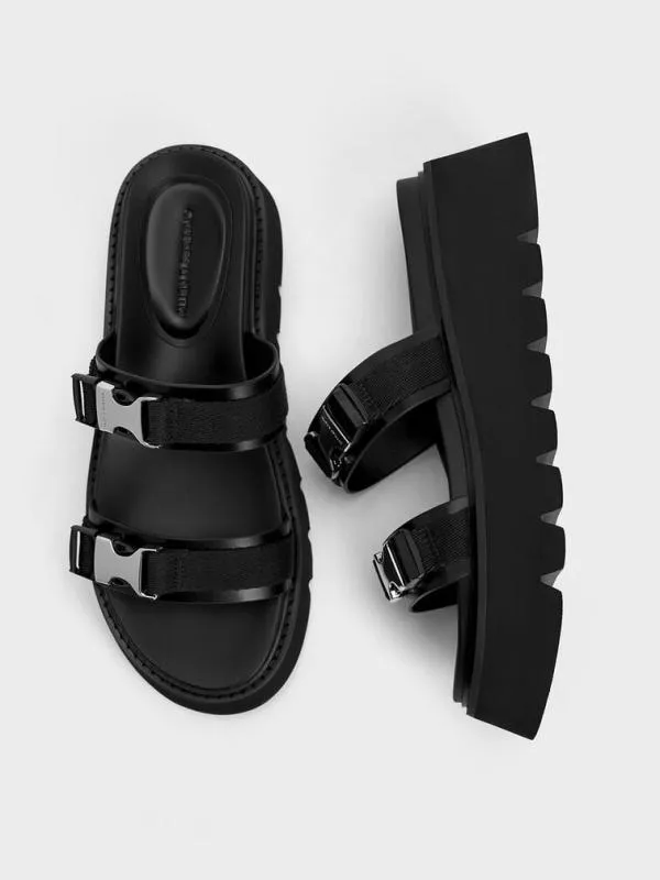 Women Laine MetallicBuckle Flatform Sandals 8211 Black CHARLES and KEITH Sandals