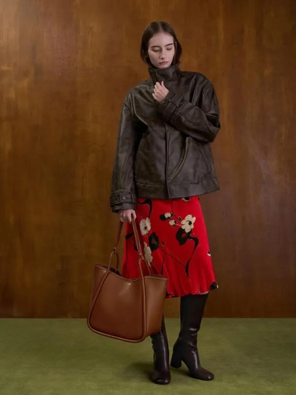 Women Lyla Tubular Slouchy Tote Bag 8211 Chocolate CHARLES and KEITH Slouchy Bags Women Lyla Tubular Slouchy Tote Bag 8211 Chocolate CHARLES and KEITH Slouchy Bags