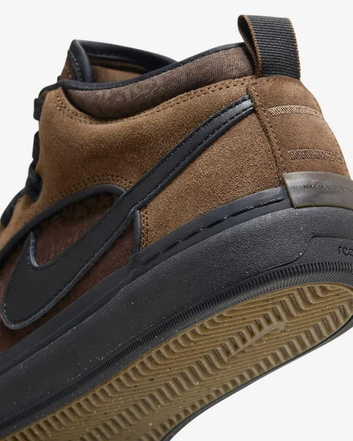 WomenMen Nike All Shoes SB React Leo Brownbrownearthblack