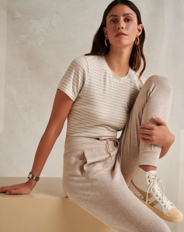 Women Pants TravisMathew SKYLOFT SOFT JOGGER Heather Oxford Tan
