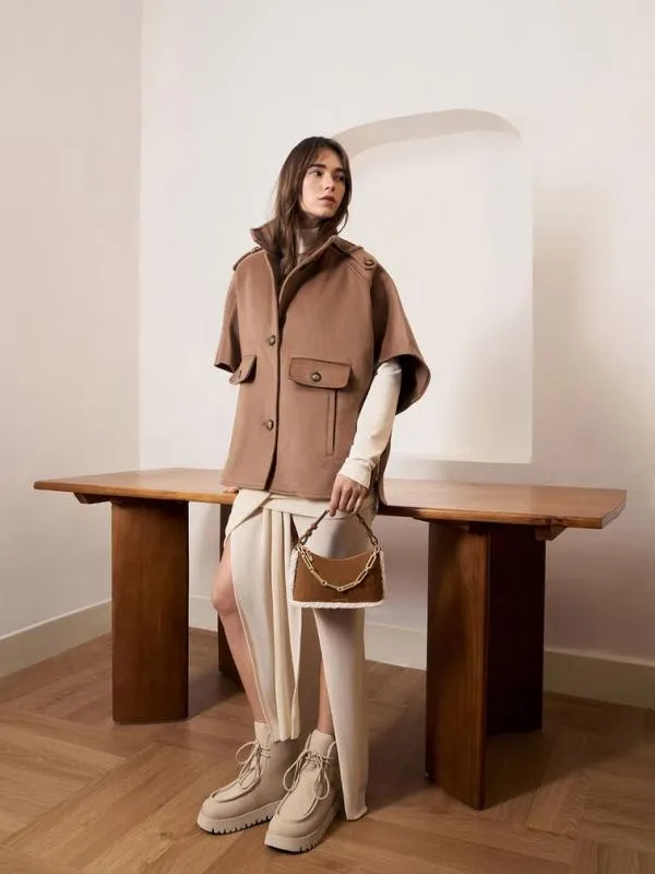 Women Robyn Faux Suede FurTrim Elongated ChainHandle Bag 8211 Brown CHARLES and KEITH Crossbody Bags
