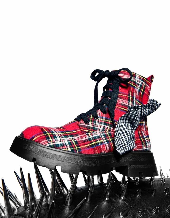 Women ROZEY RED PLAID Red Plaid Betsey Johnson