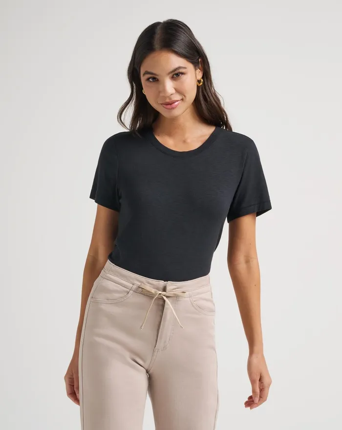Women Tees TravisMathew CLOUD JERSEY TEE Black