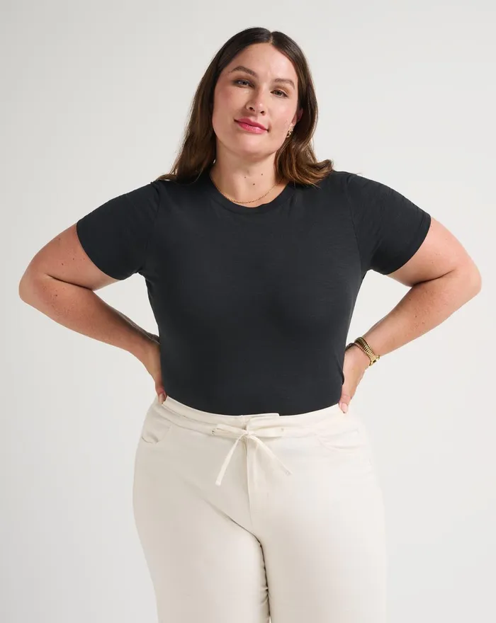 Women Tees TravisMathew CLOUD JERSEY TEE Black