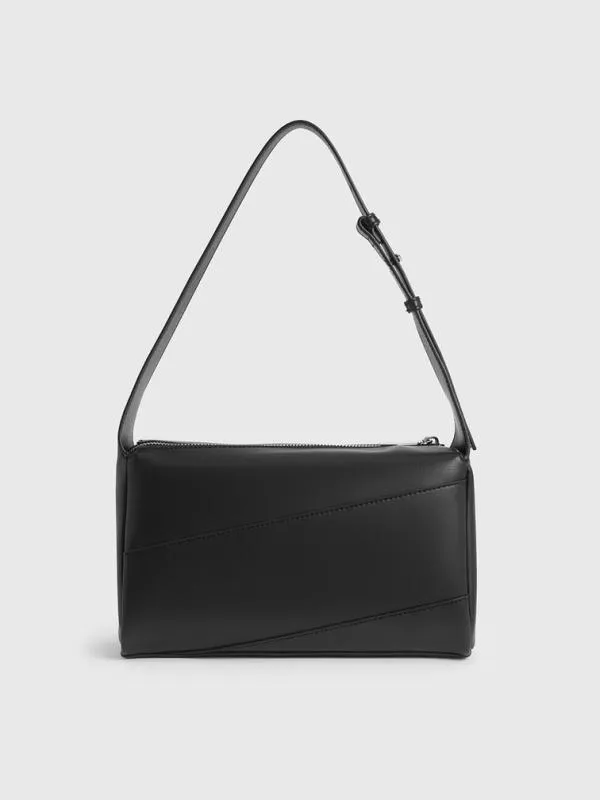 Women Trin Shoulder Bag 8211 Noir CHARLES and KEITH Shoulder Bags