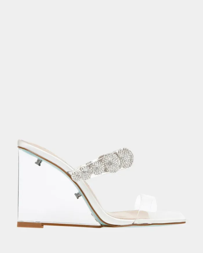 Women TROY IVORY Ivory Betsey Johnson