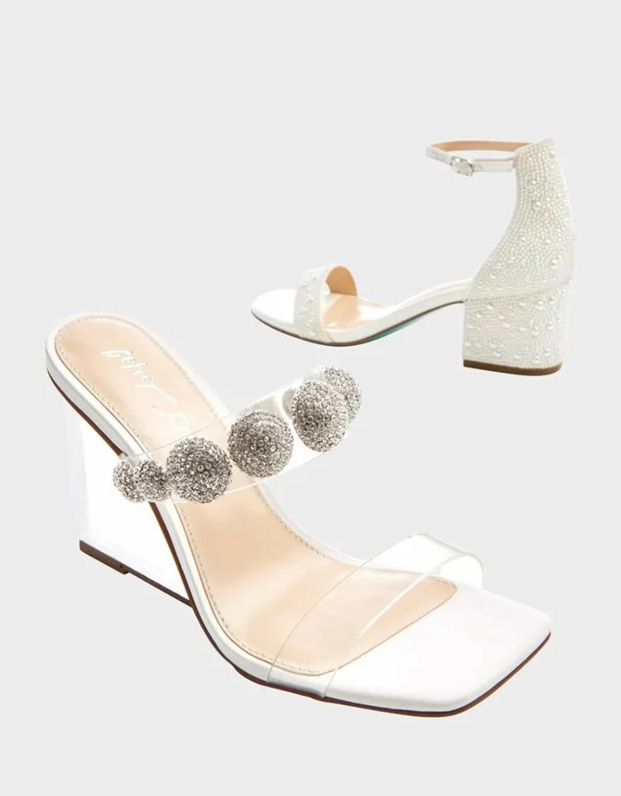Women TROY IVORY Ivory Betsey Johnson