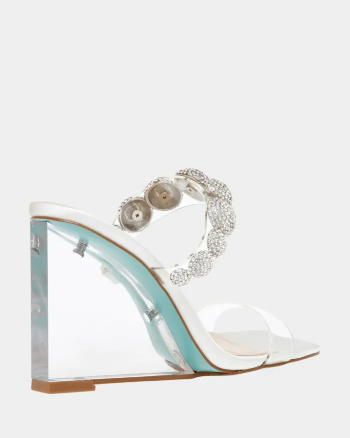 Women TROY IVORY Ivory Betsey Johnson