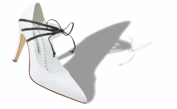 Women White And Black Nappa Leather LaceUp Pumps Manolo Blahnik Pumps